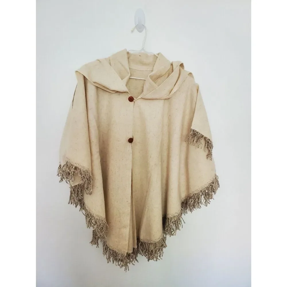 Cream 100% Lana Cape with tie's in the front and collar